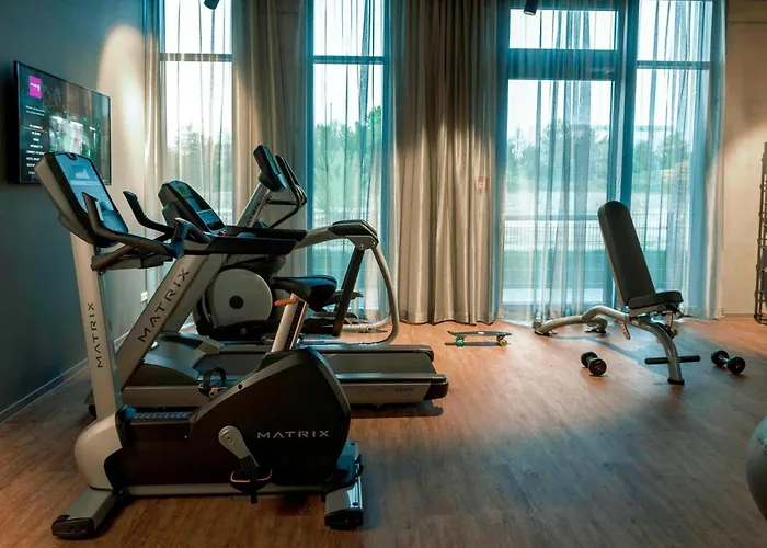 Hotel Moxy Frankfurt Airport à Francfort-sur-le-Main